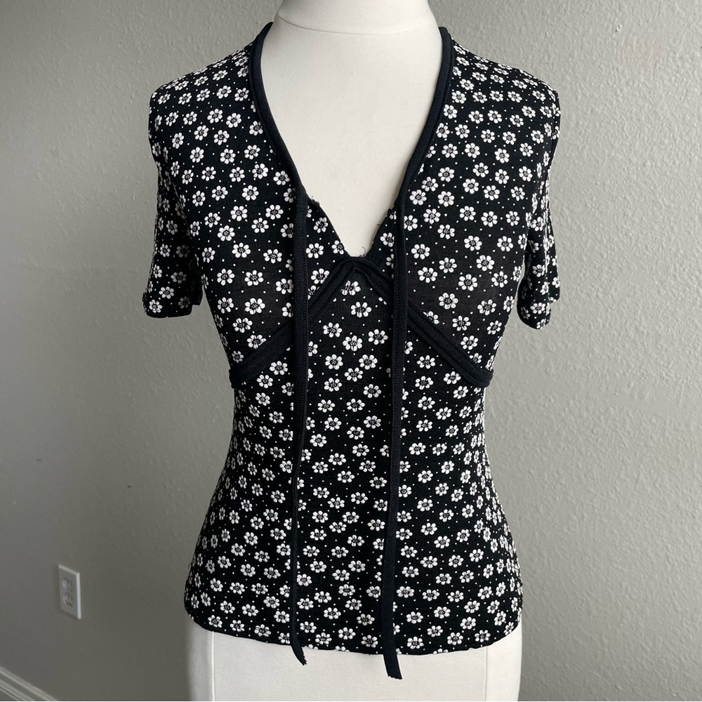 Vintage 1990s Black and White Floral Women's Top